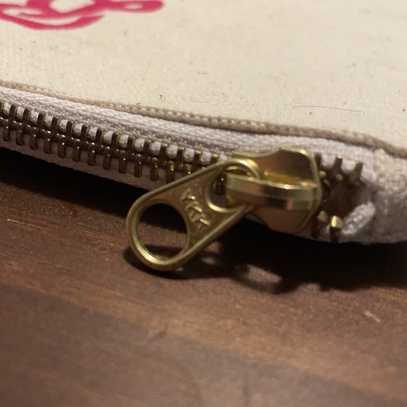 Babes Get Things Done Lined Wristlet Bag - Picture 4 of 5